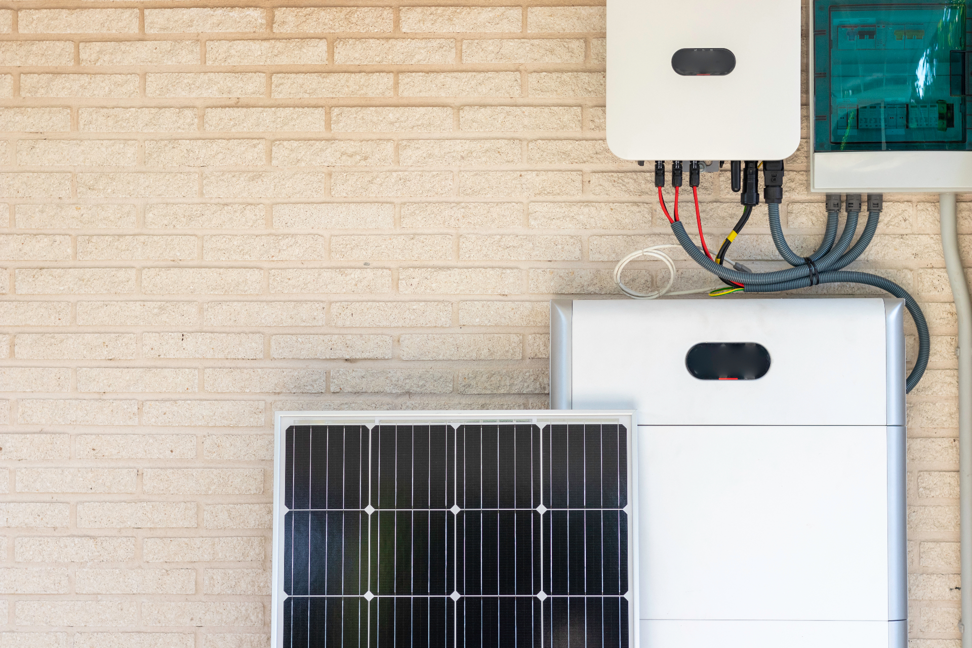 Gebeld over een (gratis) thuisbatterij? Zo herken je agressieve verkopers in 2026